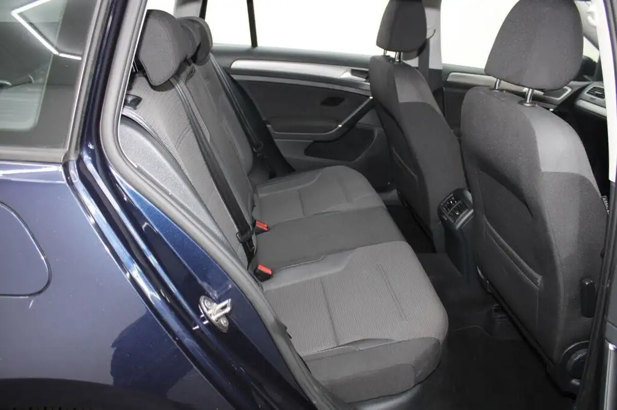 2015-volkswagen-golf-14-tsi-se-estate-5d-dsg-big-12