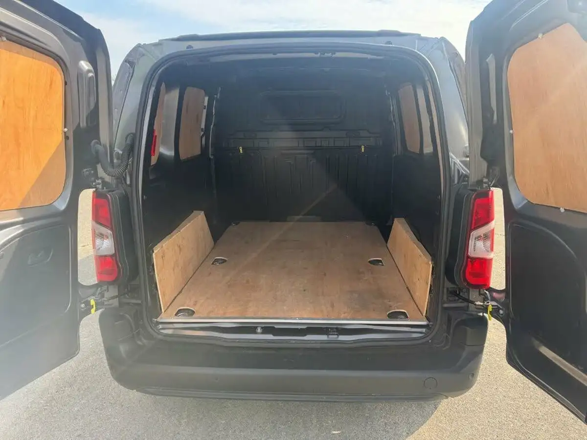 2024-citroen-berlingo-15-bluehdi-1000-enterprise-edition-100pseu6d-big-7