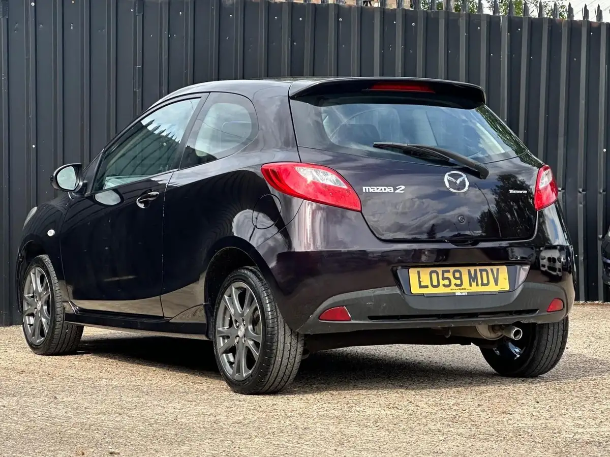 2009-mazda-mazda2-13-tamura-3d-big-5