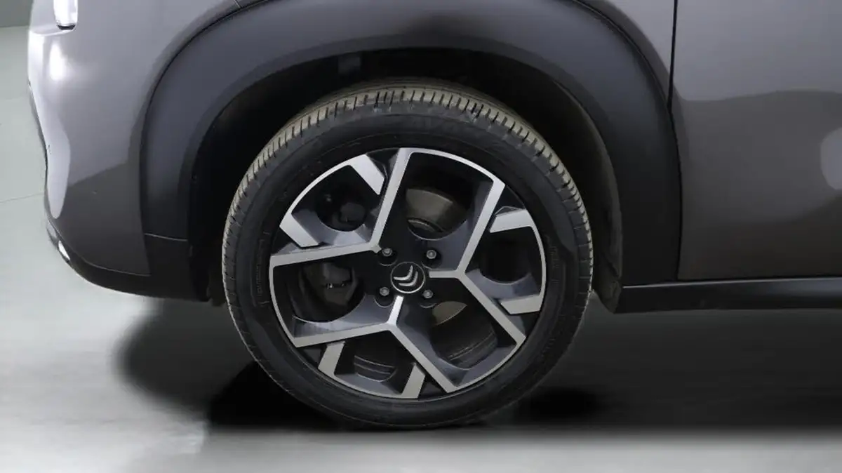 2022-citroen-c3-aircross-12-puretech-shine-plus-110ps-big-18