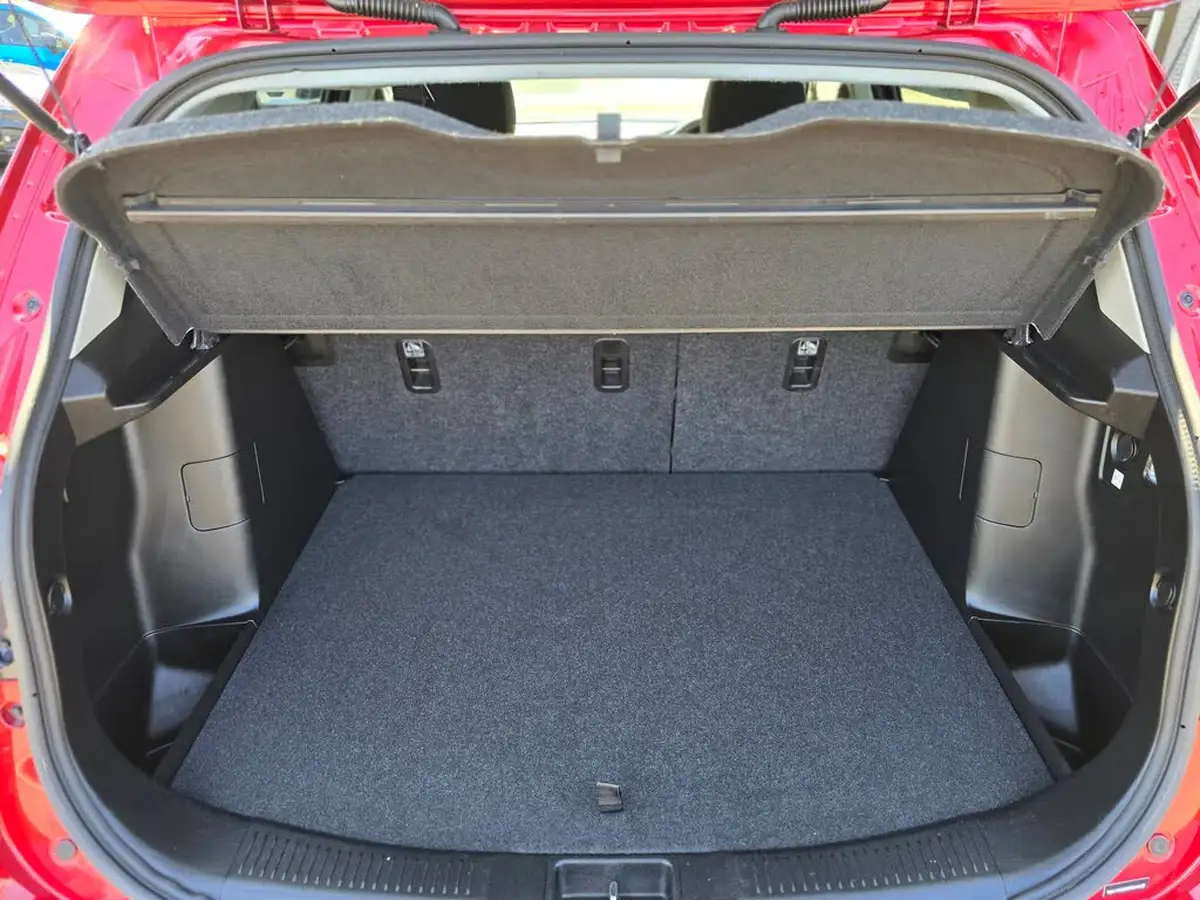 2020-suzuki-s-cross-14-boosterjet-sz-t-big-10