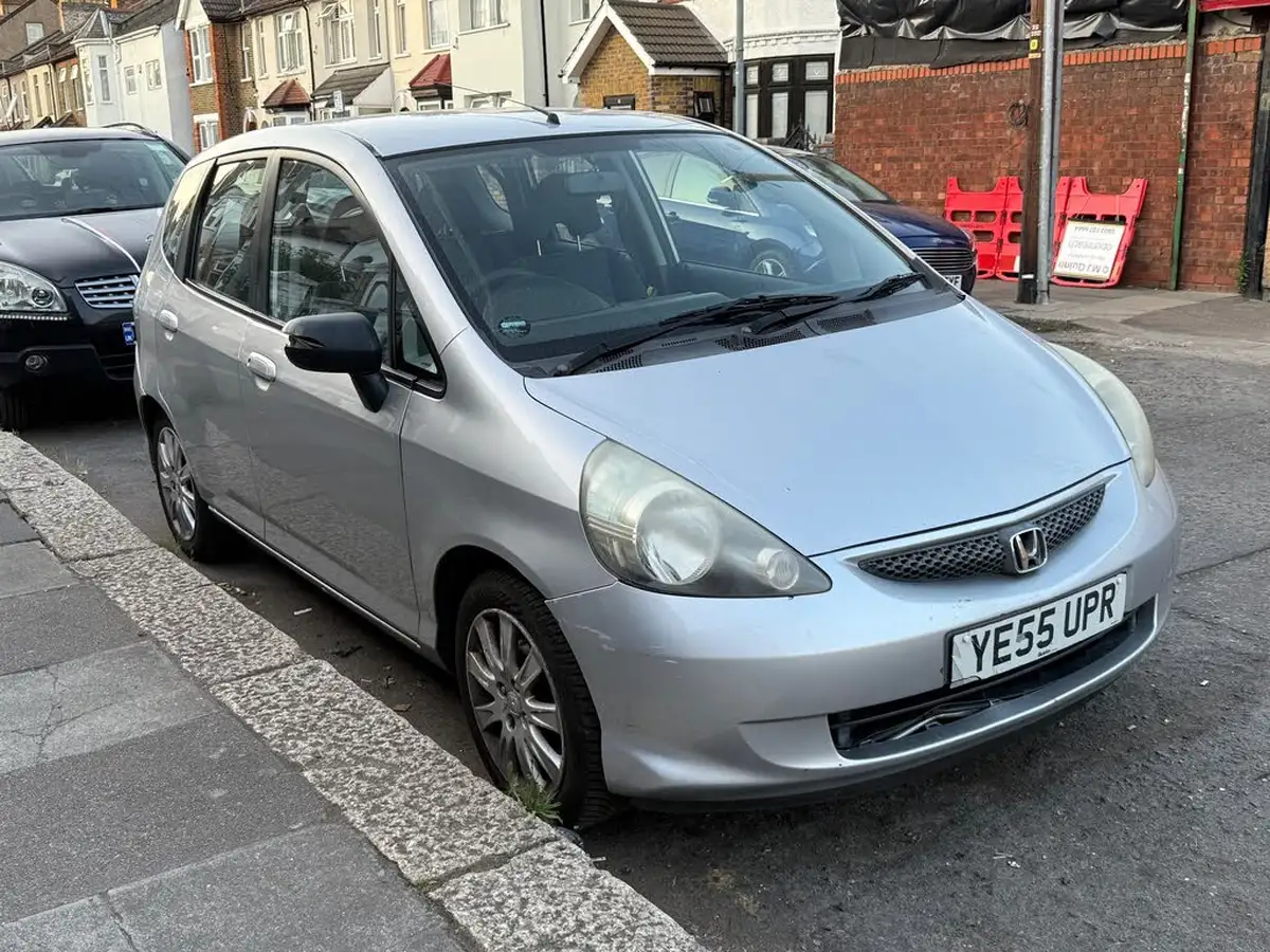 2005-honda-jazz-14-se-cvt-7-big-1