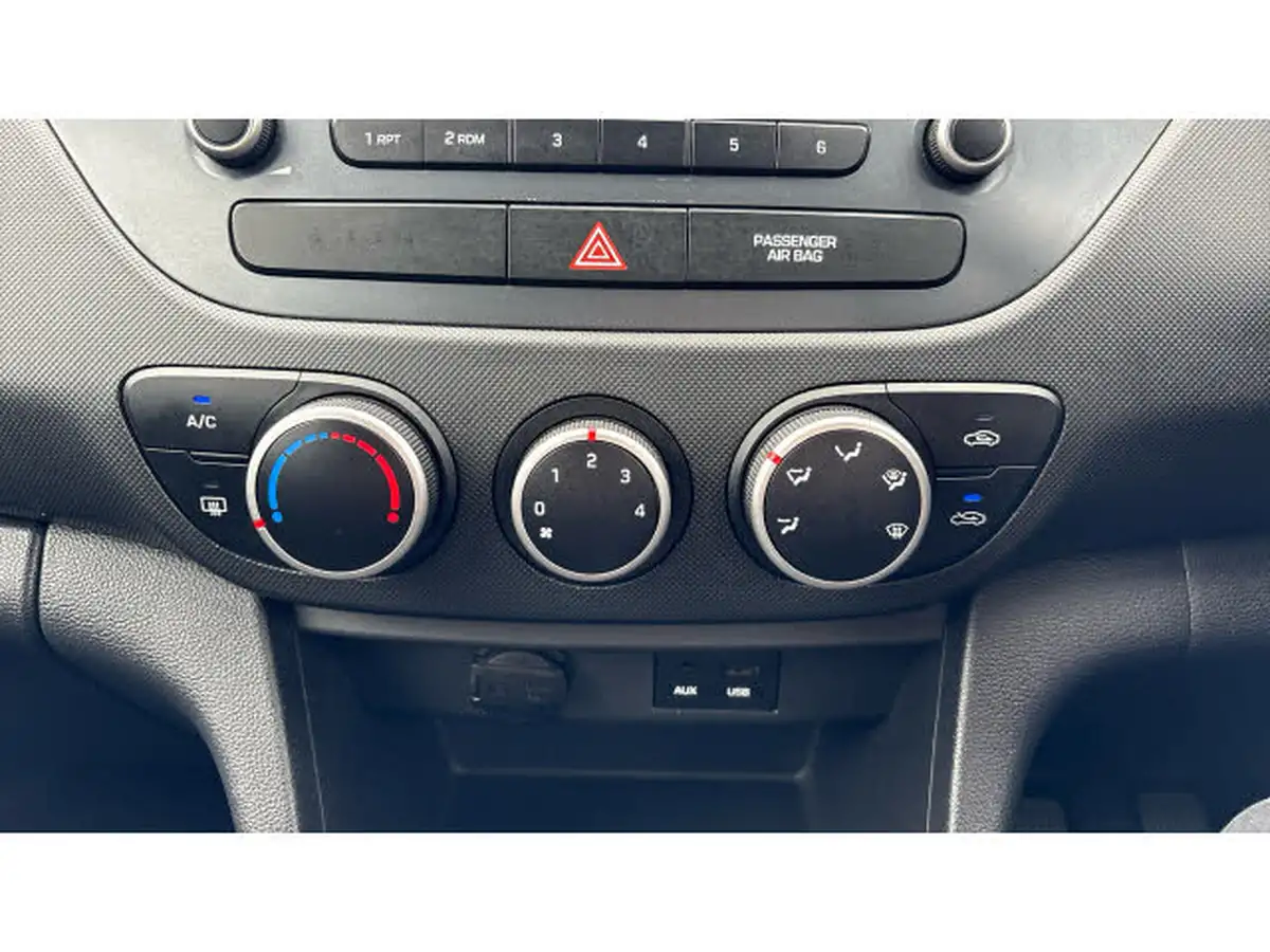 2017-hyundai-i10-10-se-big-33