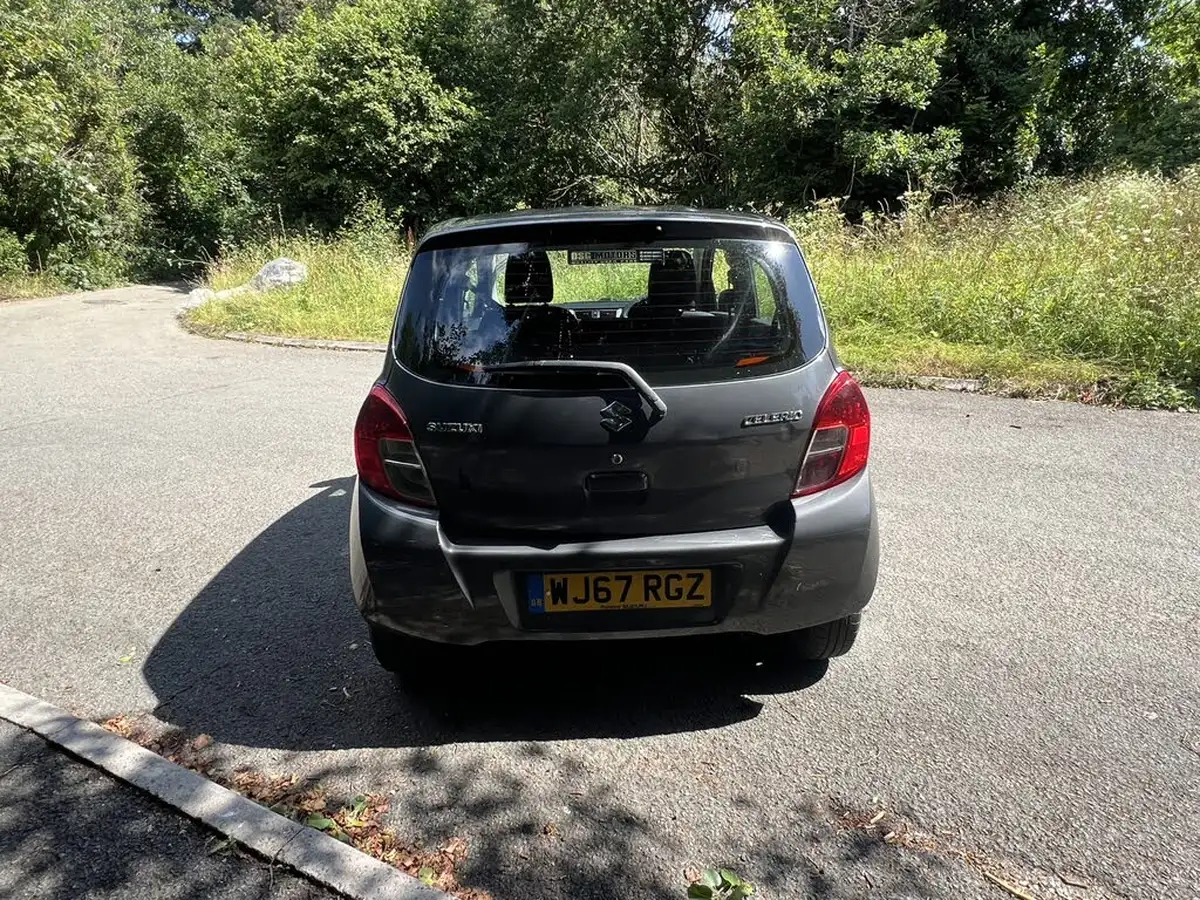 2017-suzuki-celerio-10-sz2-big-3