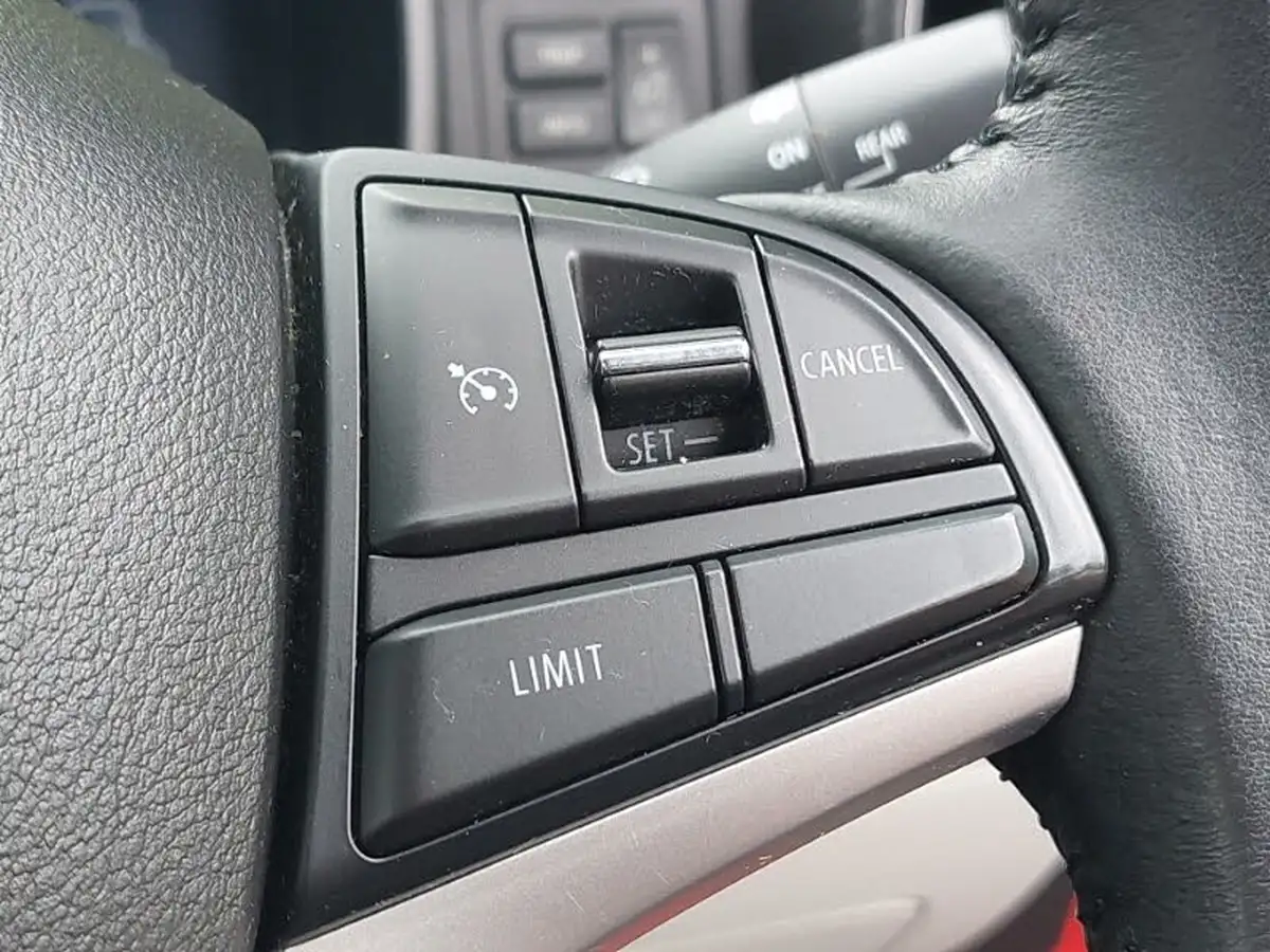 2017-suzuki-ignis-12-dualjet-sz5-4x4-shvs-big-18