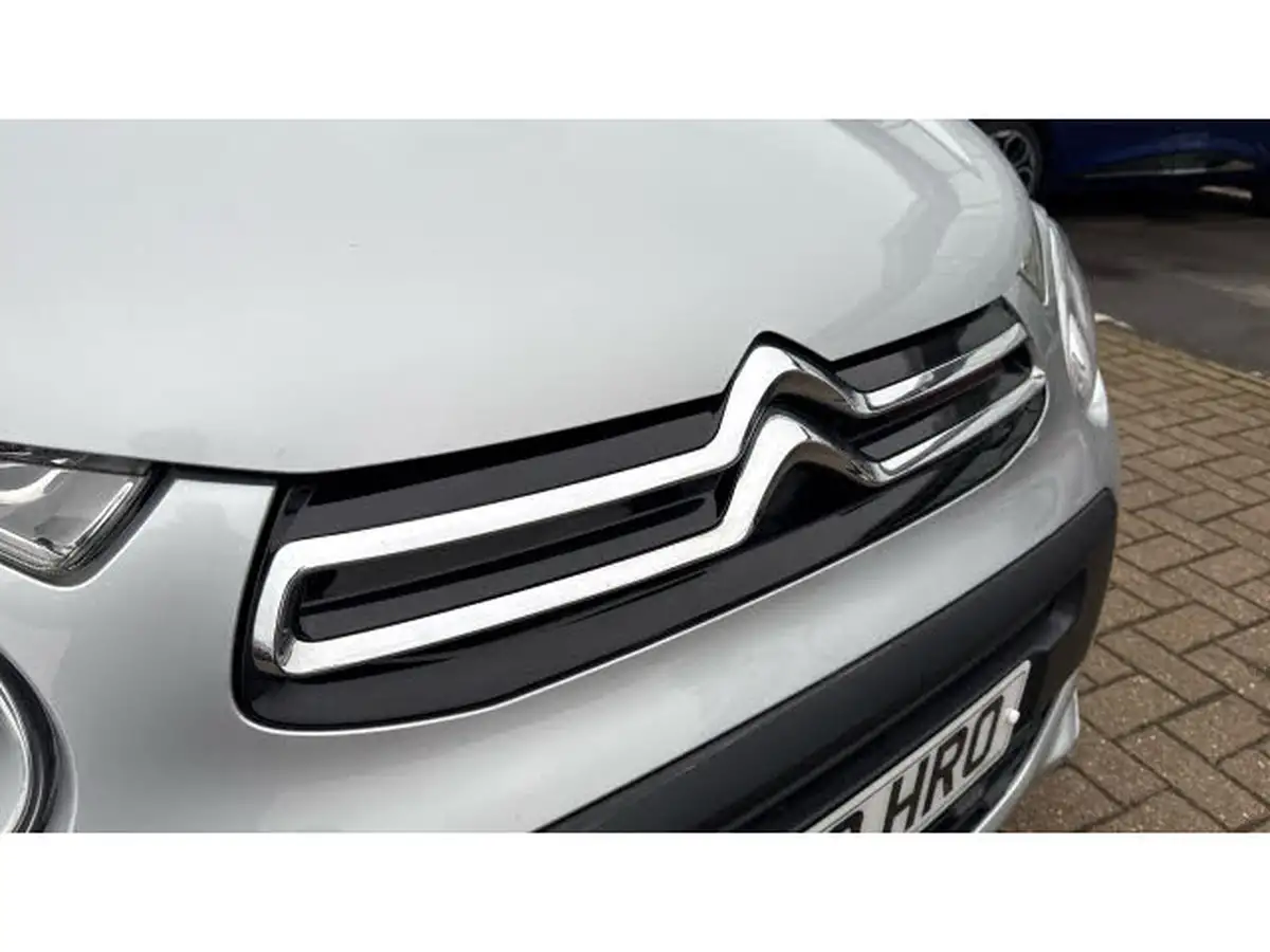 2020-citroen-c1-10-vti-feel-ss-5d-big-7