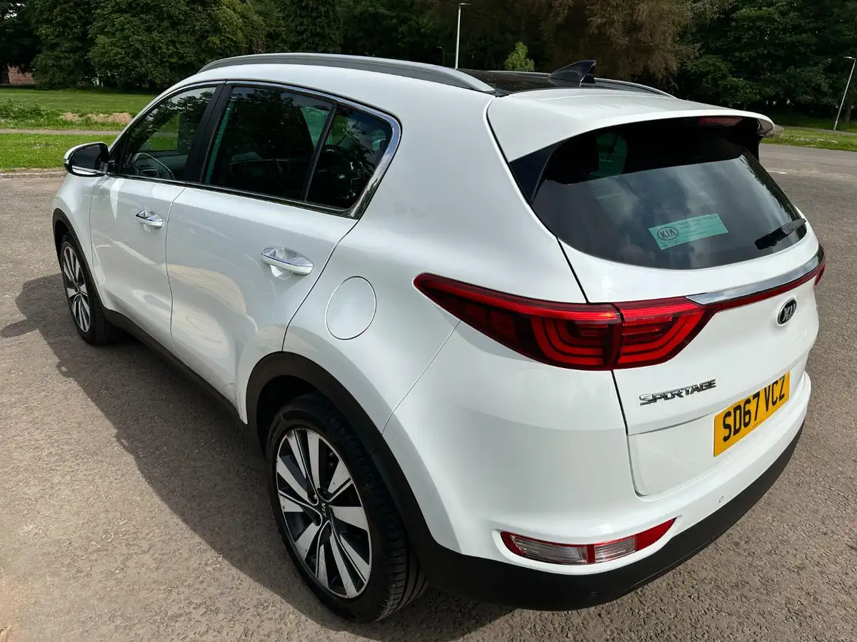 2017-kia-sportage-17crdi-3-114bhp-big-6