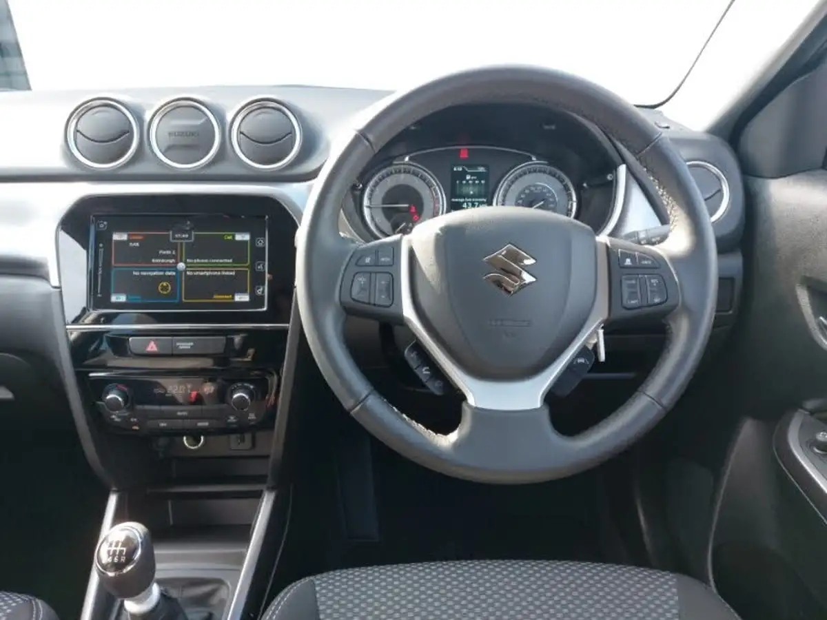 2023-suzuki-vitara-14-boosterjet-sz-t-big-6