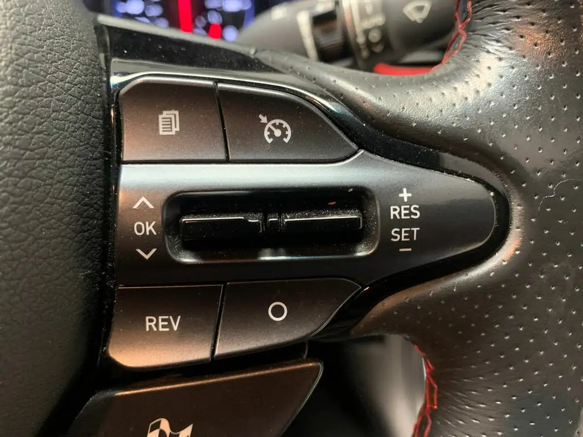 2019-hyundai-i30-n-20-t-gdi-n-performance-fastback-big-27