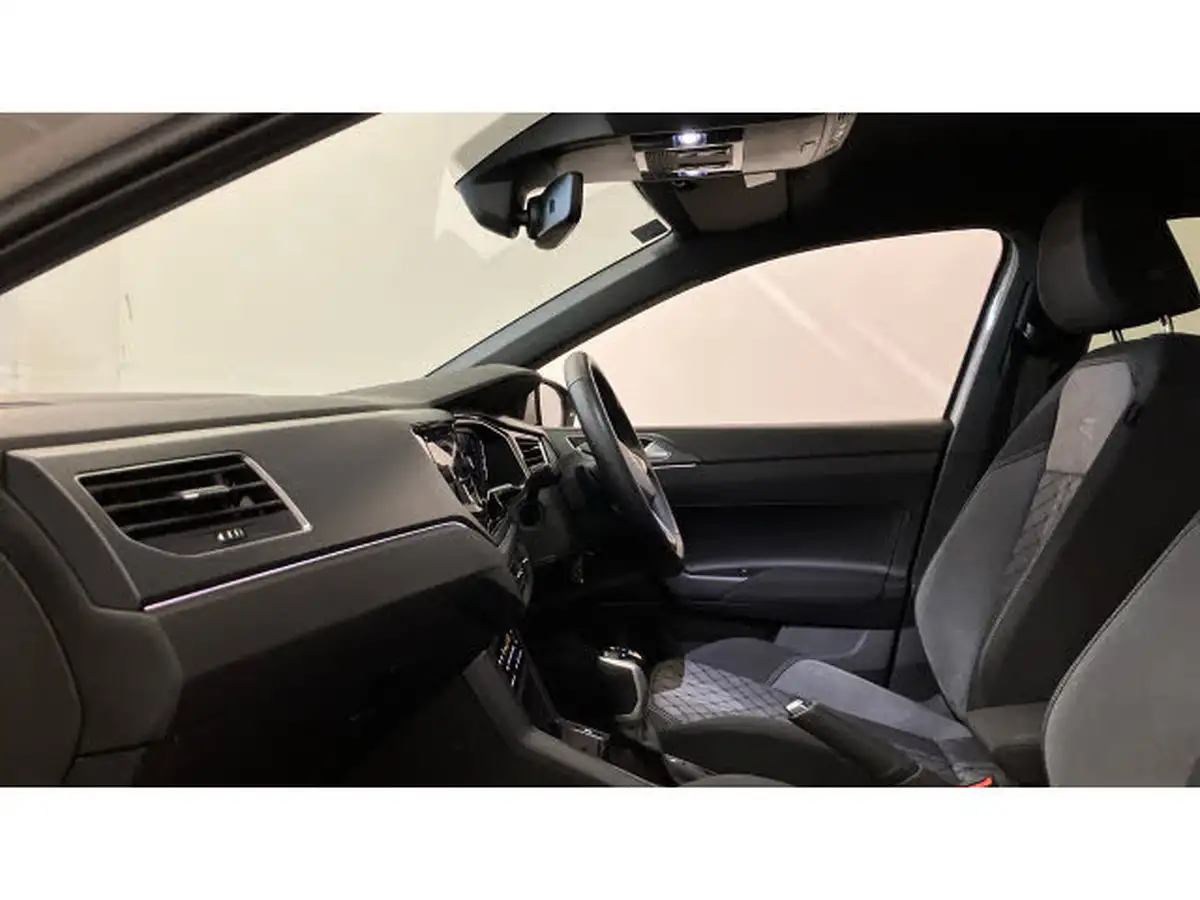 2024-volkswagen-polo-10-tsi-r-line-95ps-dsg-big-22