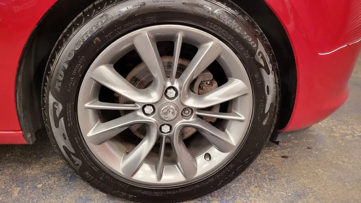 2016-vauxhall-adam-12i-vvt-16v-jam-big-4