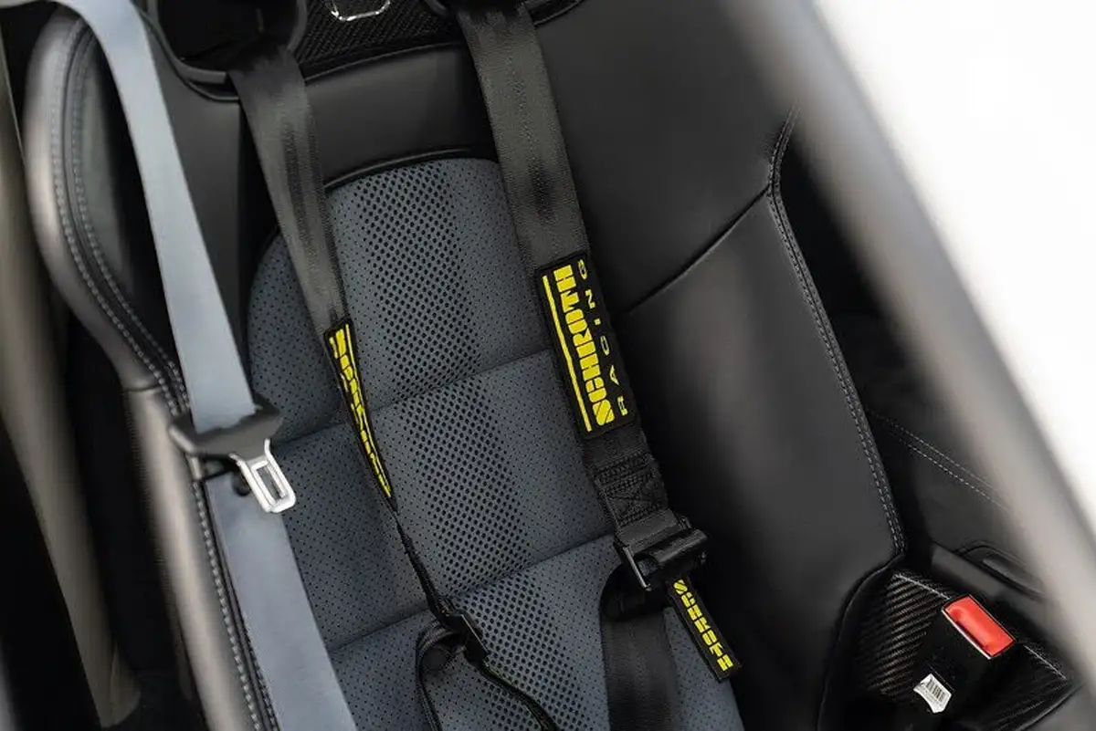 2023-porsche-cayman-718-40-cayman-gt4-rs-big-24
