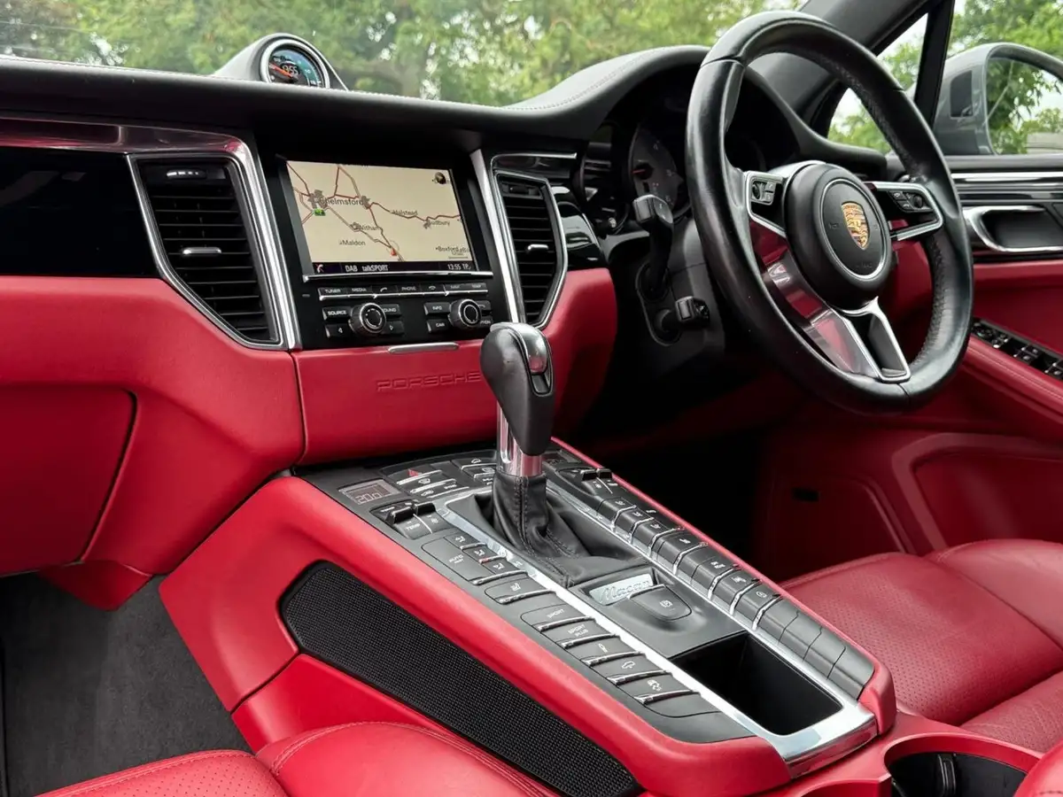 2015-porsche-macan-30td-s-big-8