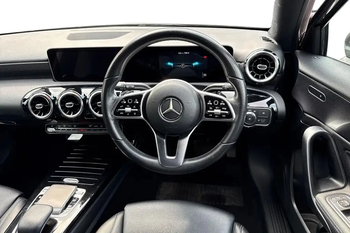 2018-mercedes-benz-a-class-15d-a180d-sport-116ps-executivess-hatchback-5d-7g-dct-big-17