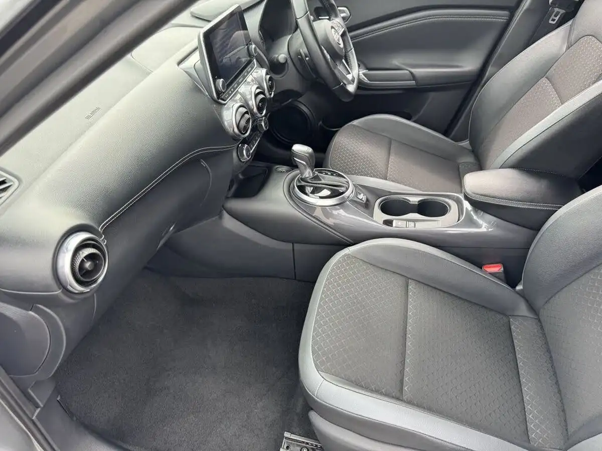 2023-nissan-juke-10-dig-t-n-connecta-dct-big-31
