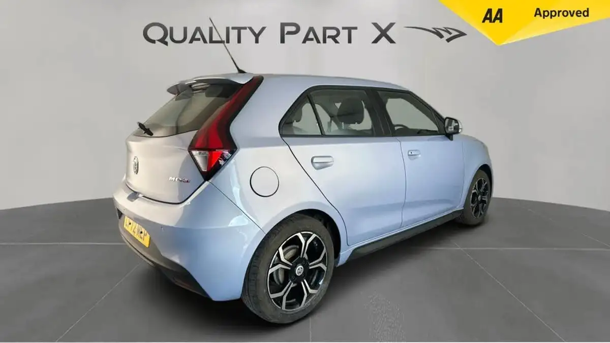 2023-mg-mg3-15-vti-tech-exclusive-nav-big-2