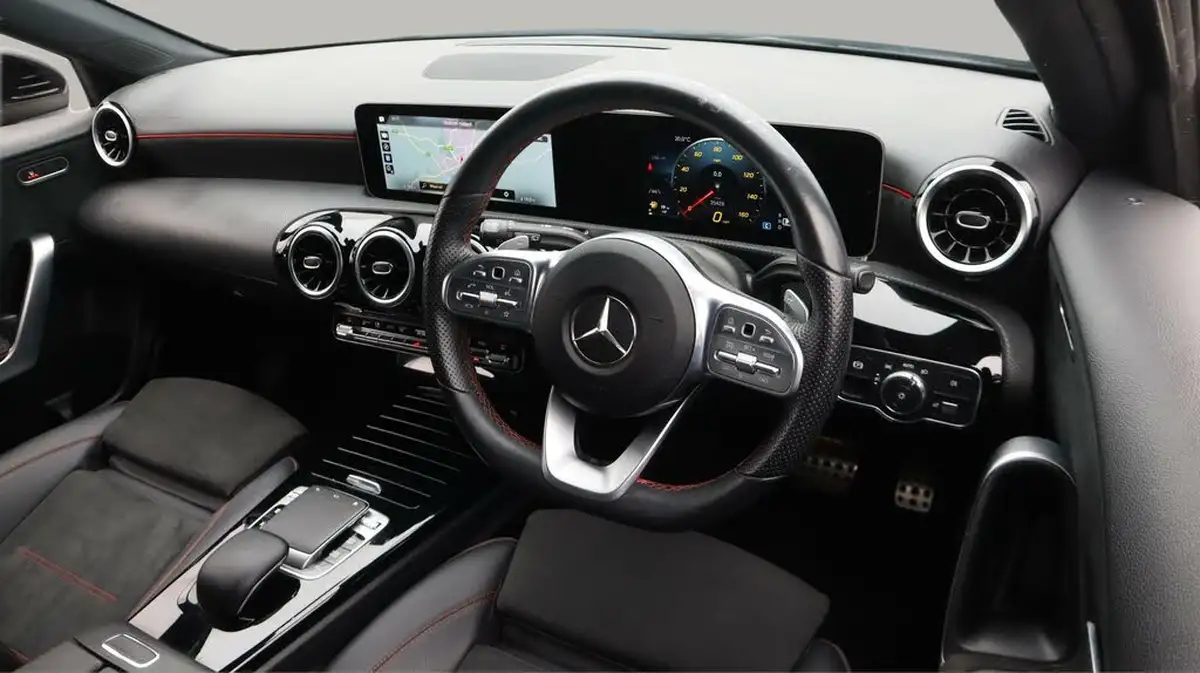 2020-mercedes-benz-a-class-13-a200-amg-line-executive-hatchback-5d-7g-dct-big-9