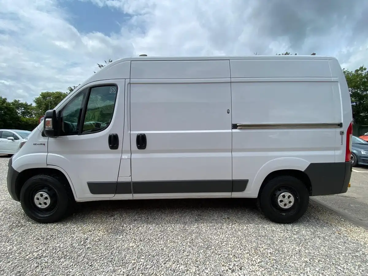 2016-fiat-ducato-20td-35-lh2-panel-big-18
