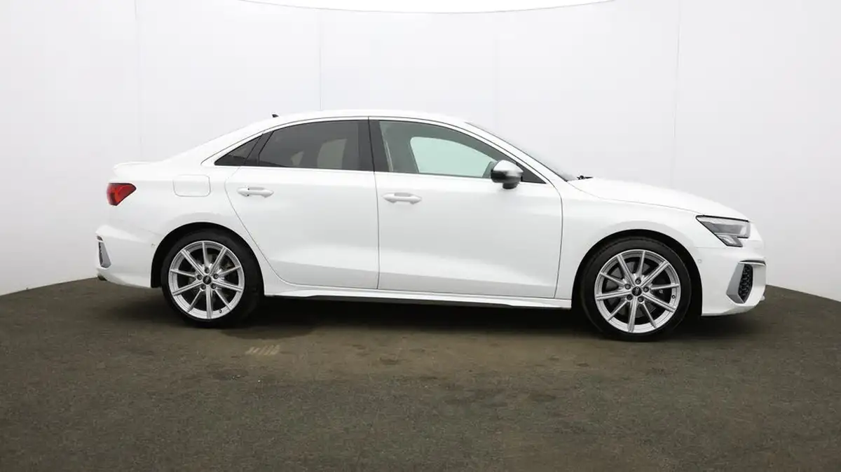 2022-audi-s3-20-tfsi-saloon-4d-big-52