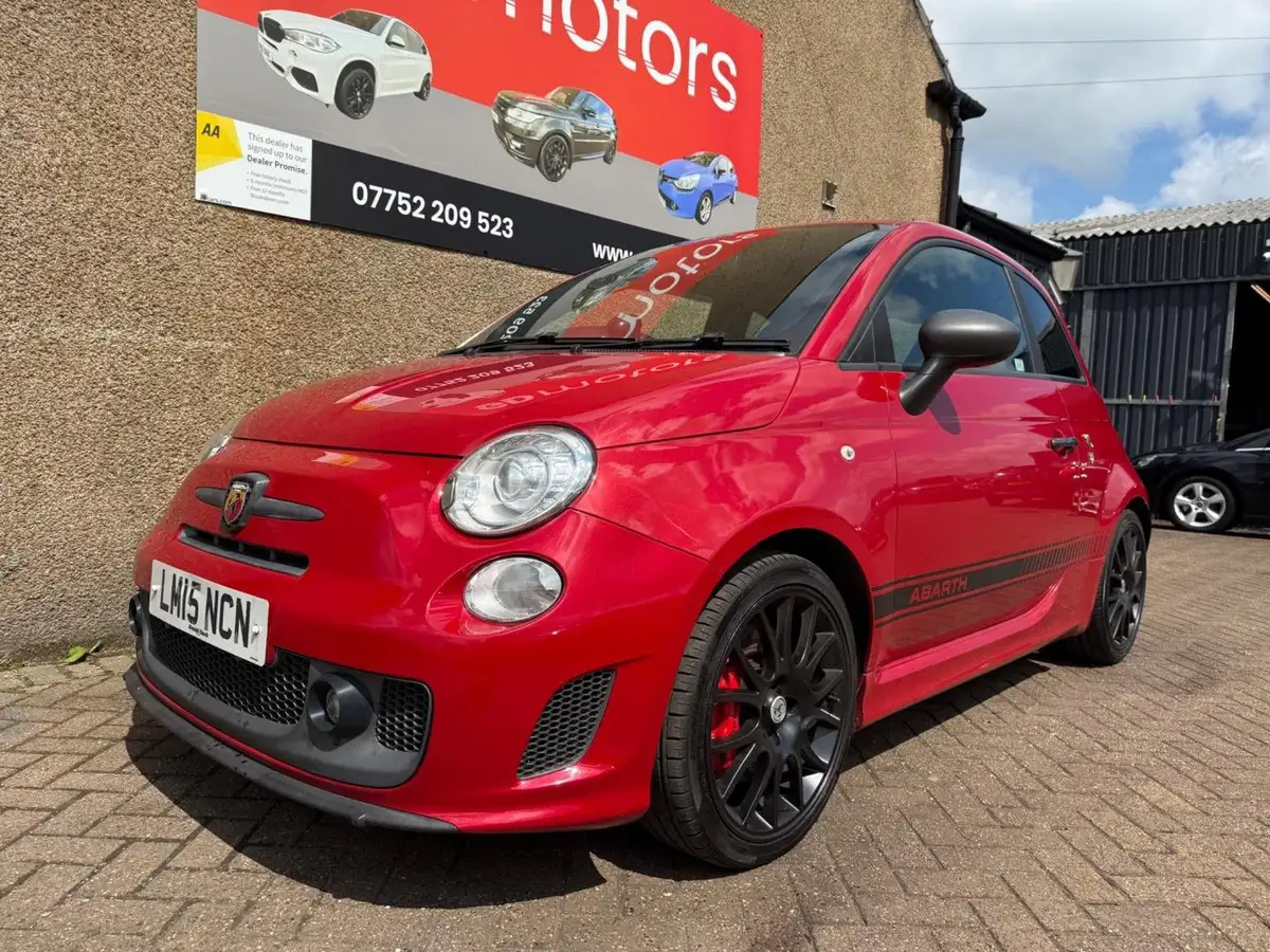 2015-abarth-500-14-tjet-595-competizione-big-5