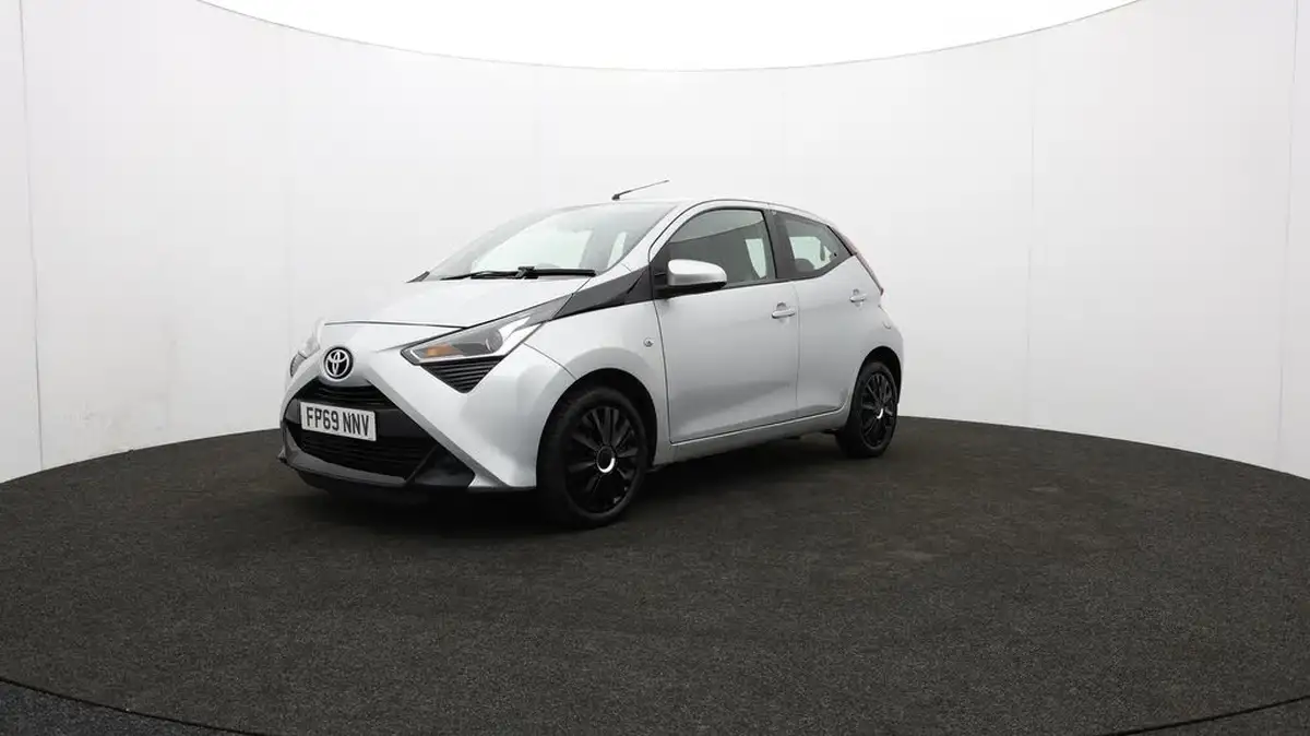 2019-toyota-aygo-10-vvt-i-x-play-big-54