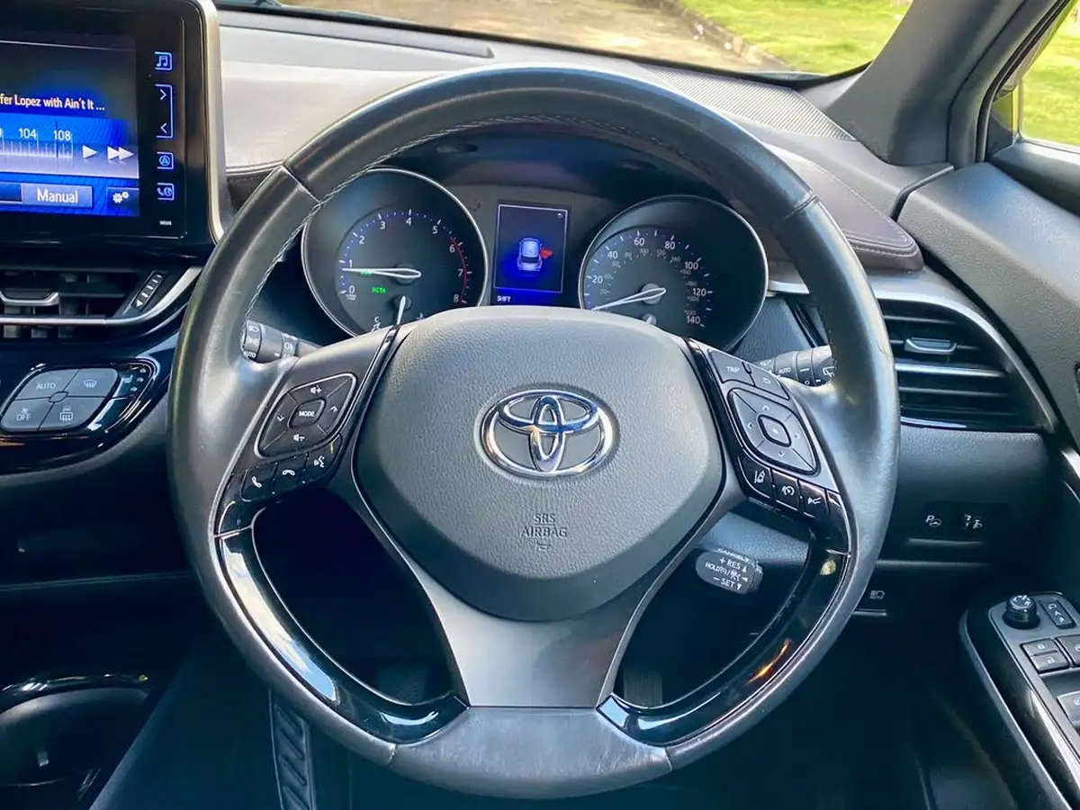 2018-toyota-c-hr-12-excel-big-40