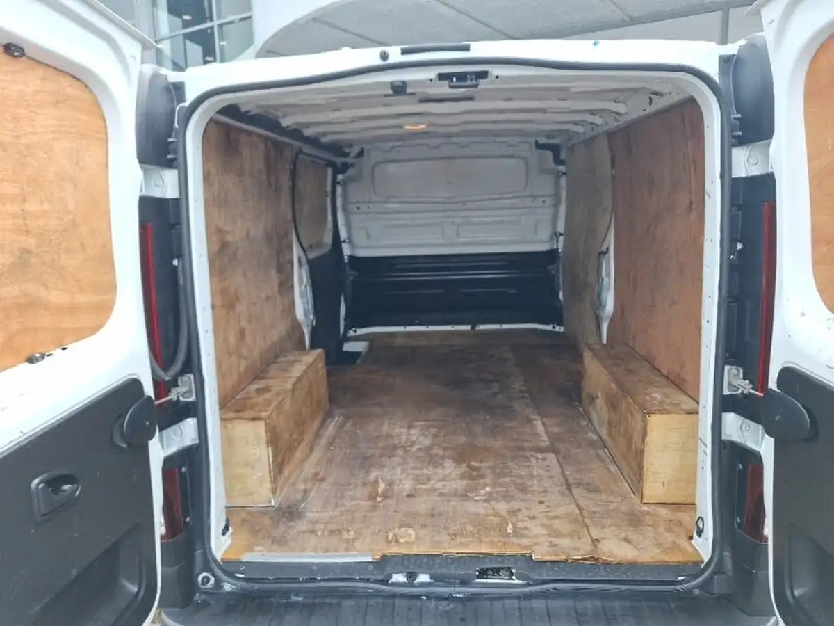 2022-renault-trafic-20dci-ll30-130-business-panel-big-7