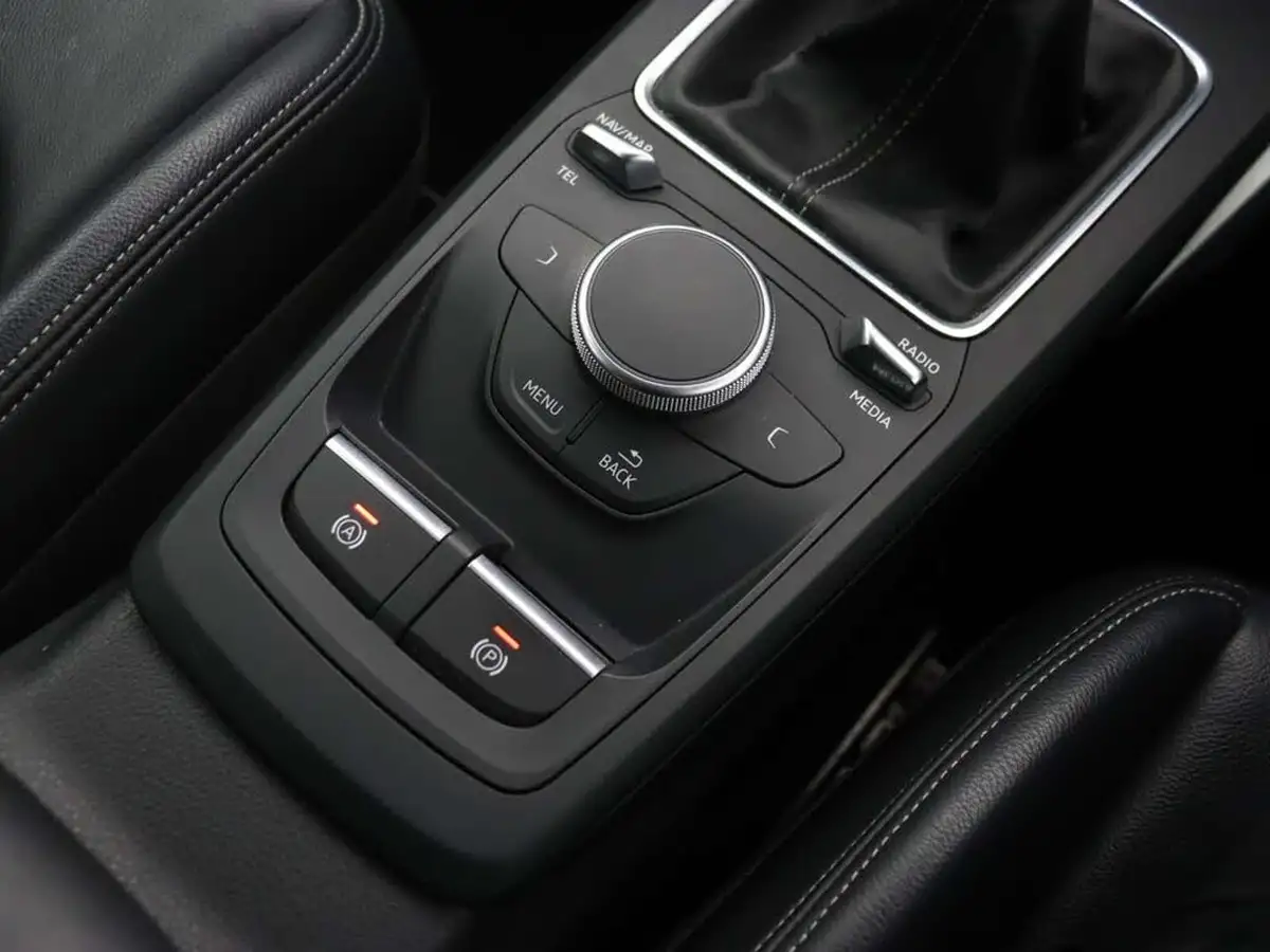 2018-audi-q2-10-tfsi-s-line-big-30