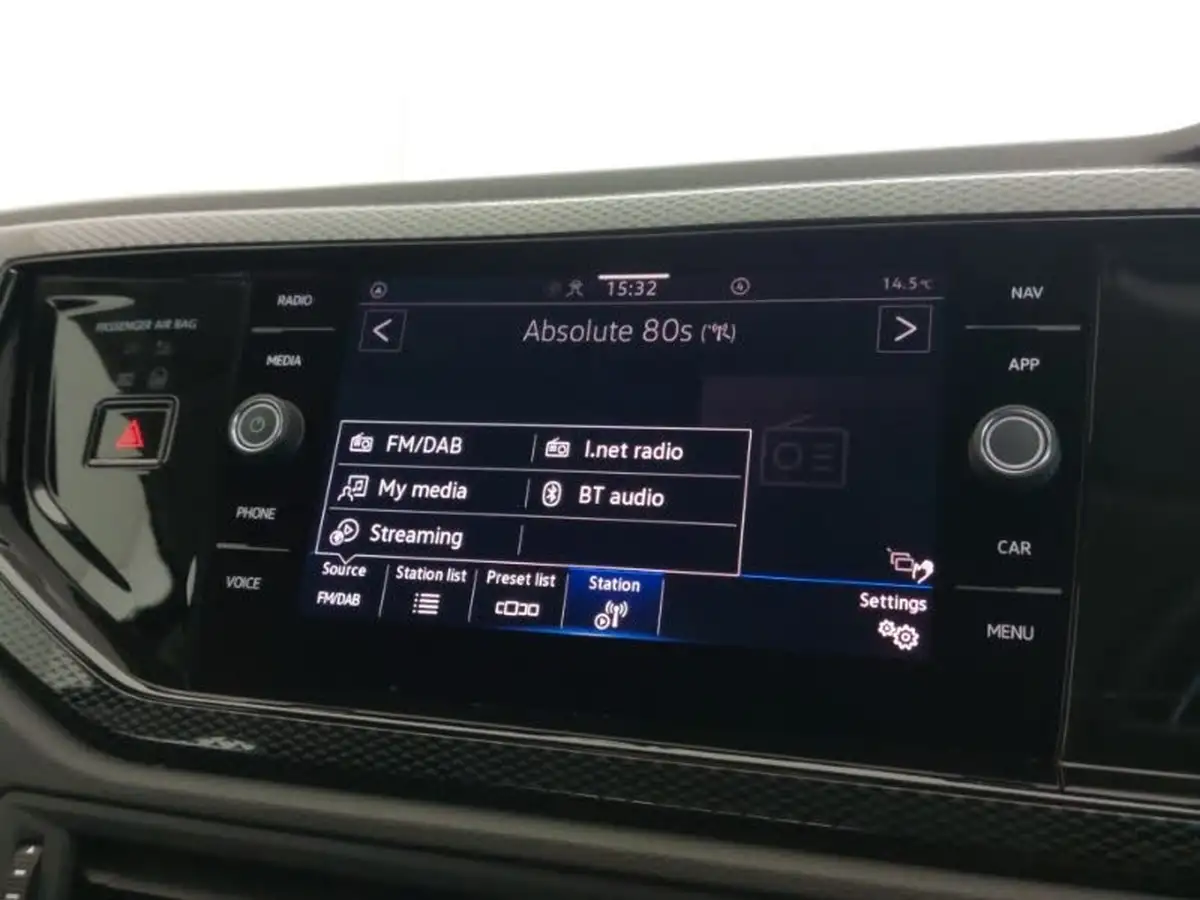2023-volkswagen-polo-10-tsi-life-dsg-big-18