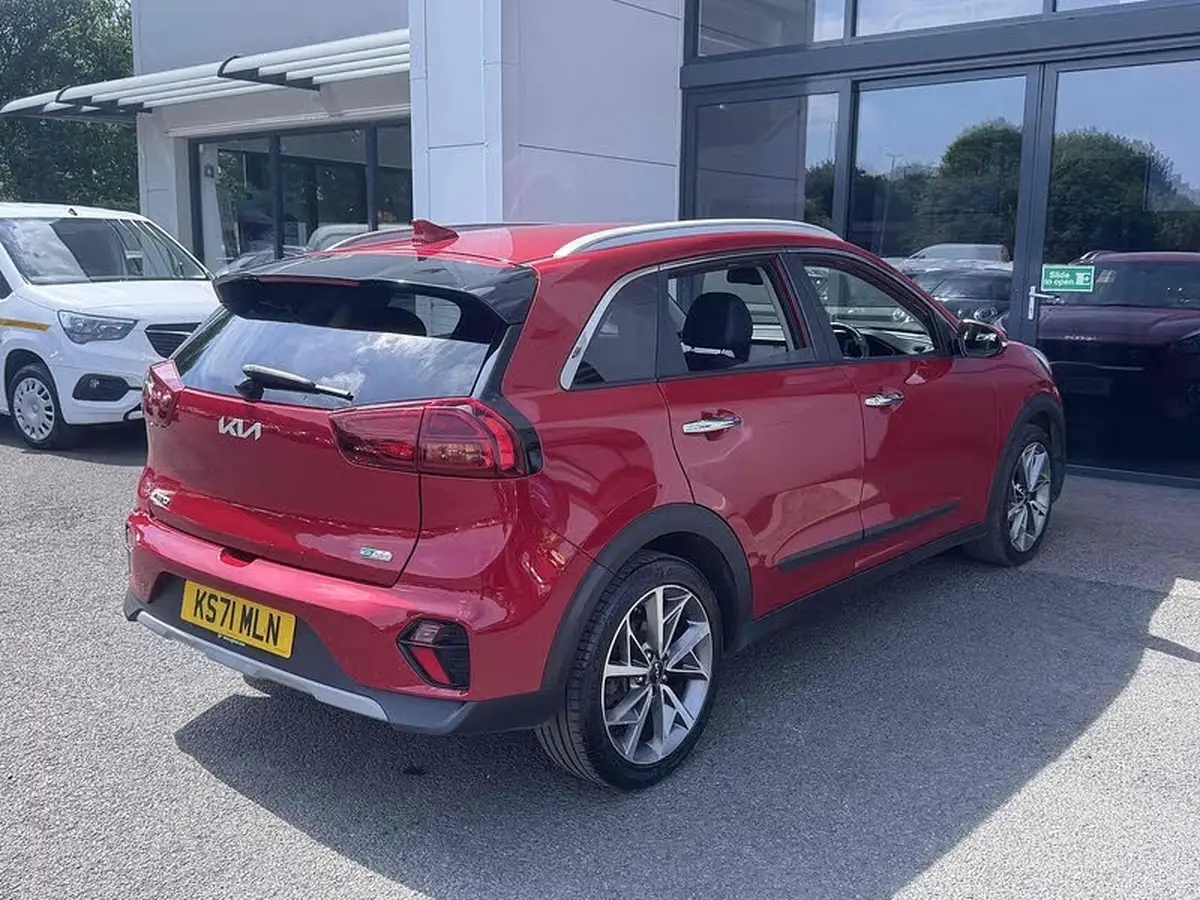 2022-kia-niro-16-gdi-3-156kwh-big-14