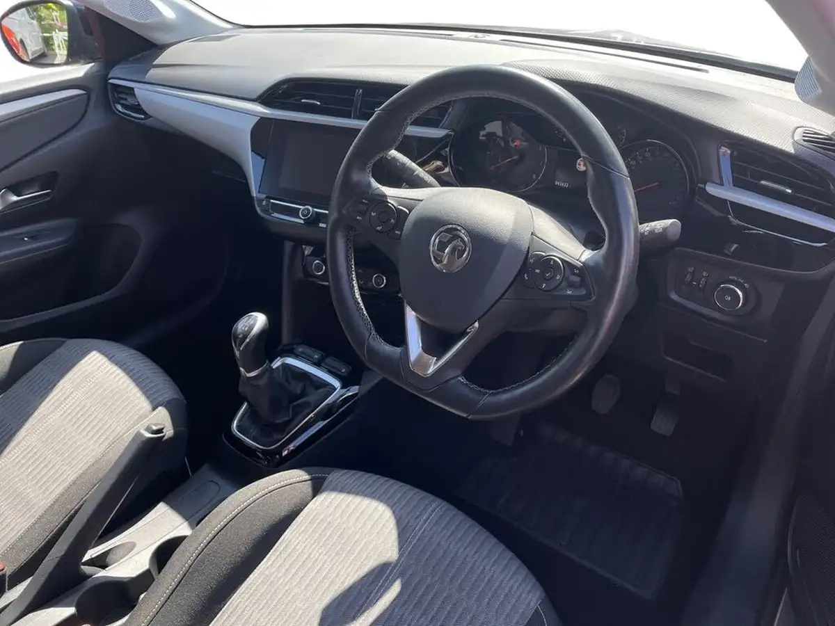 2020-vauxhall-corsa-12i-se-big-14