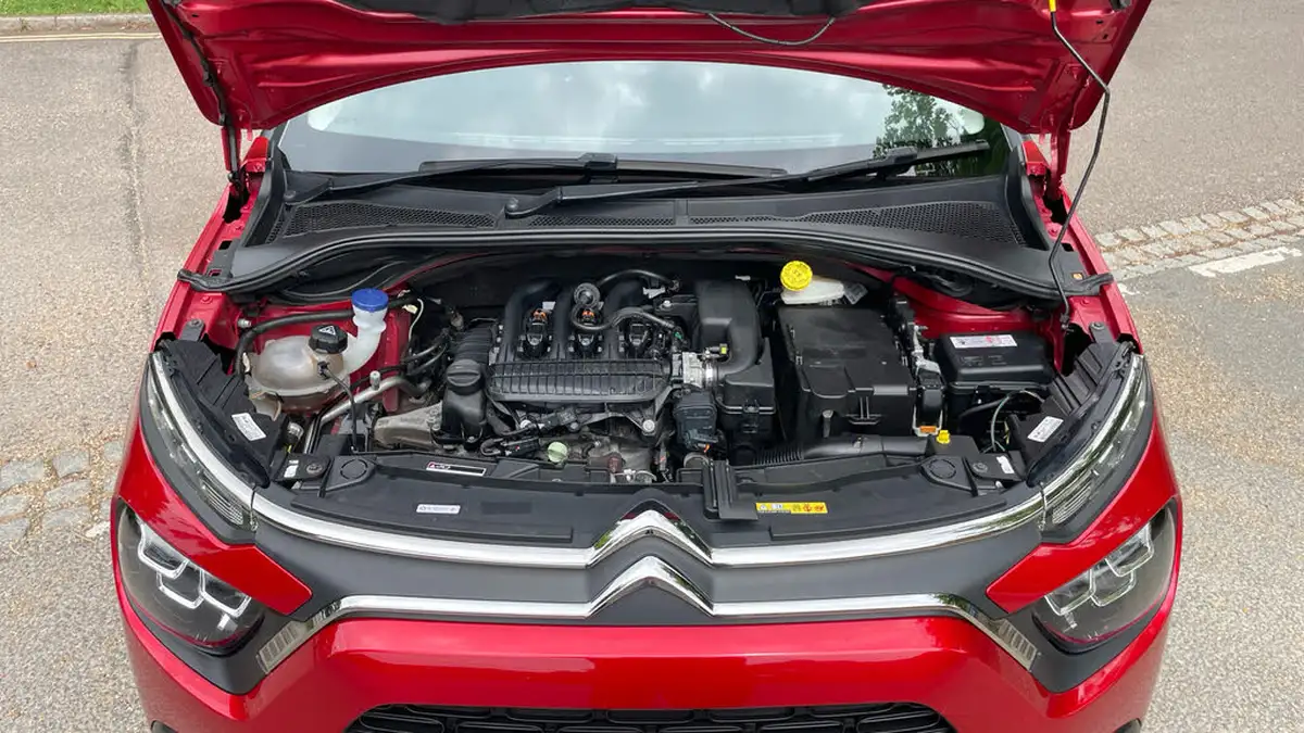 2021-citroen-c3-12-puretech-shine-83ps-big-17
