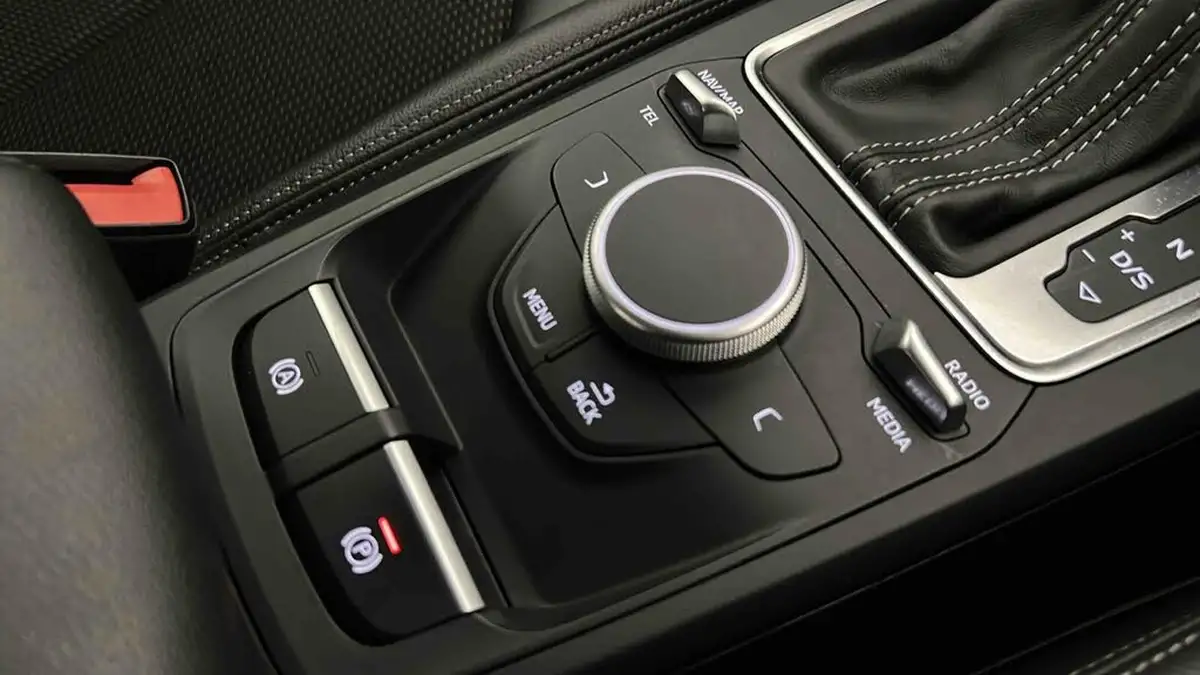 2018-audi-q2-20-tfsi-s-line-big-42