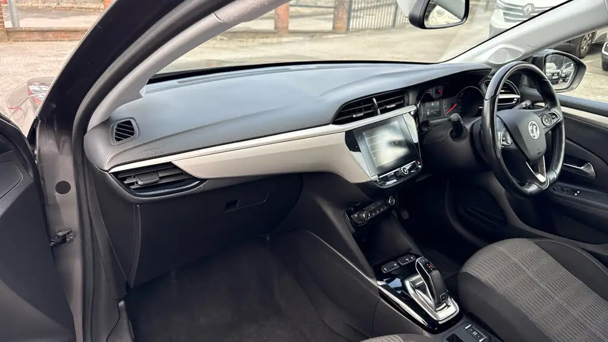 2020-vauxhall-corsa-12-turbo-se-premium-auto-big-9