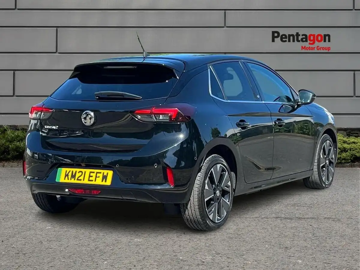 2021-vauxhall-corsa-e-elite-nav-big-4