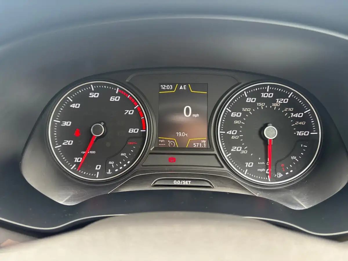 2016-seat-leon-14-fr-tech-pack-ecotsi-hatchback-5d-1395cc-big-16