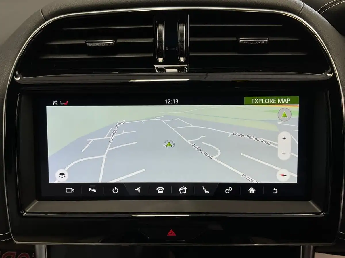 2019-jaguar-xe-20i-r-dynamic-s-250ps-big-46