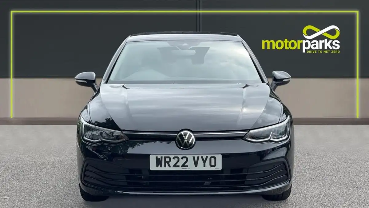 2022-volkswagen-golf-15-tsi-life-130ps-hatchback-big-7