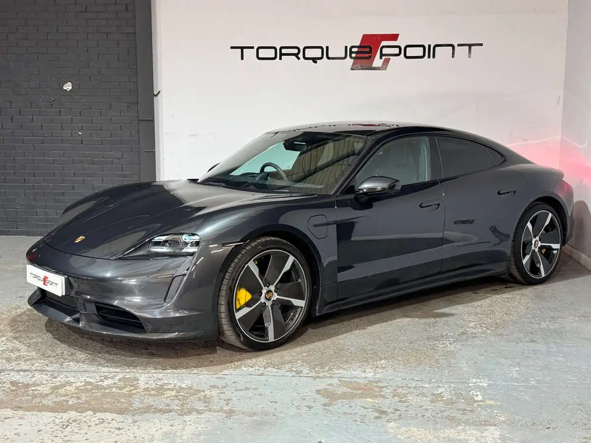 2020-porsche-taycan-e-turbo-s-big-5