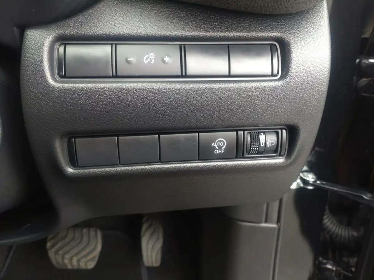 2024-nissan-juke-10-dig-t-acenta-premium-dct-big-12