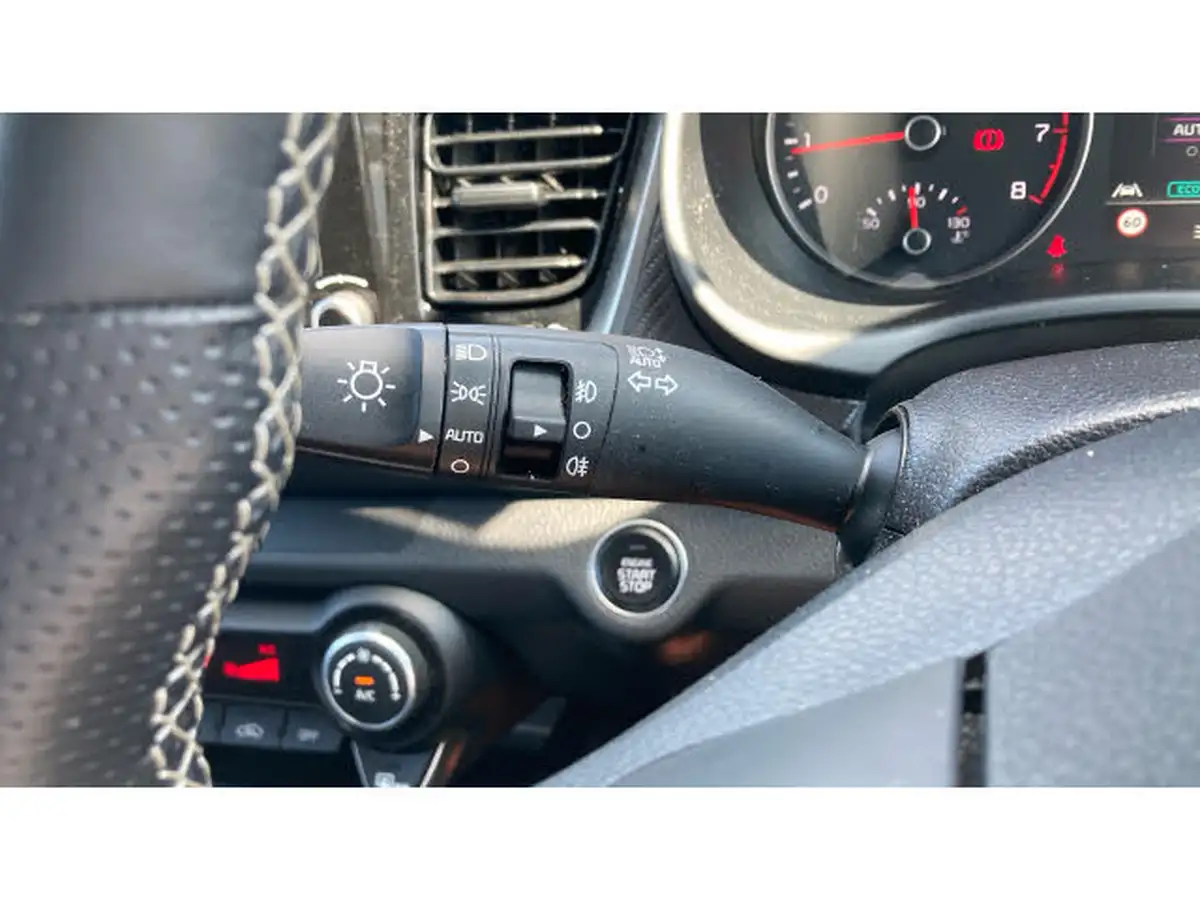 2022-kia-stonic-10-t-gdi-gt-line-s-big-36