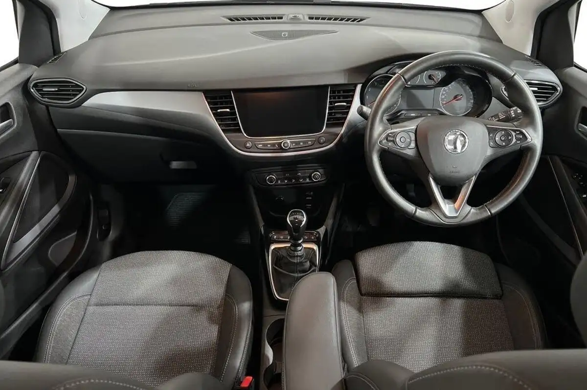 2021-vauxhall-crossland-12-se-nav-premium-130ps-big-10
