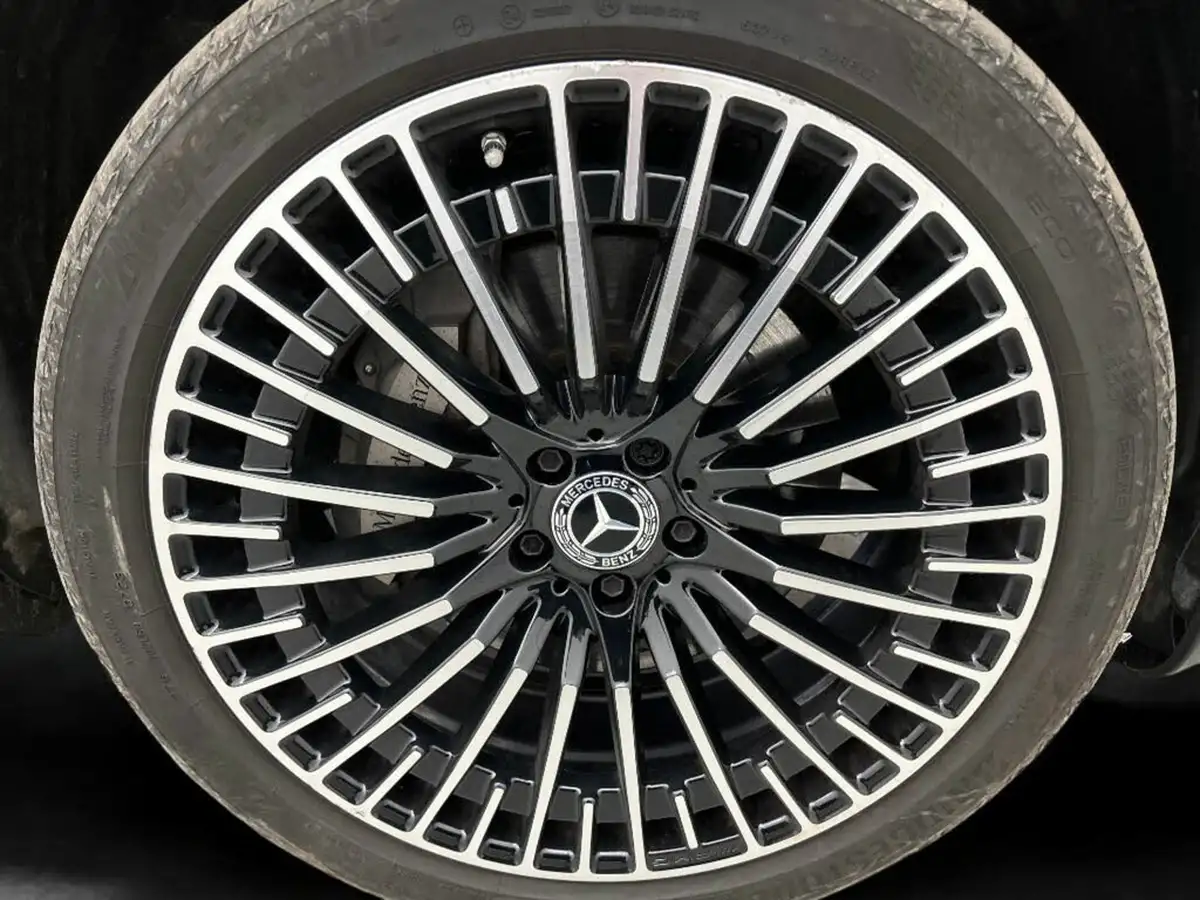 2022-mercedes-benz-eqc-e-eqc-400-amg-line-premium-big-10