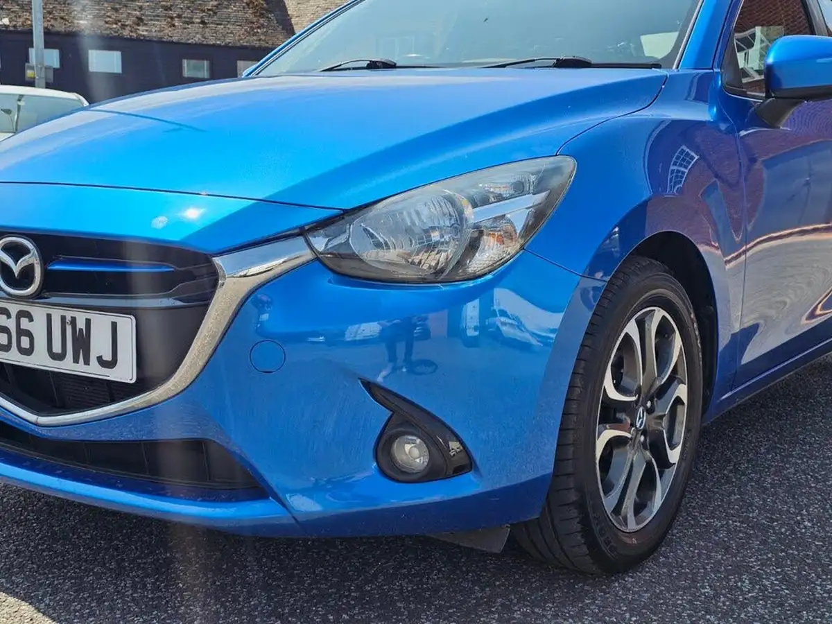 2016-mazda-mazda2-15-sport-nav-90ps-big-32