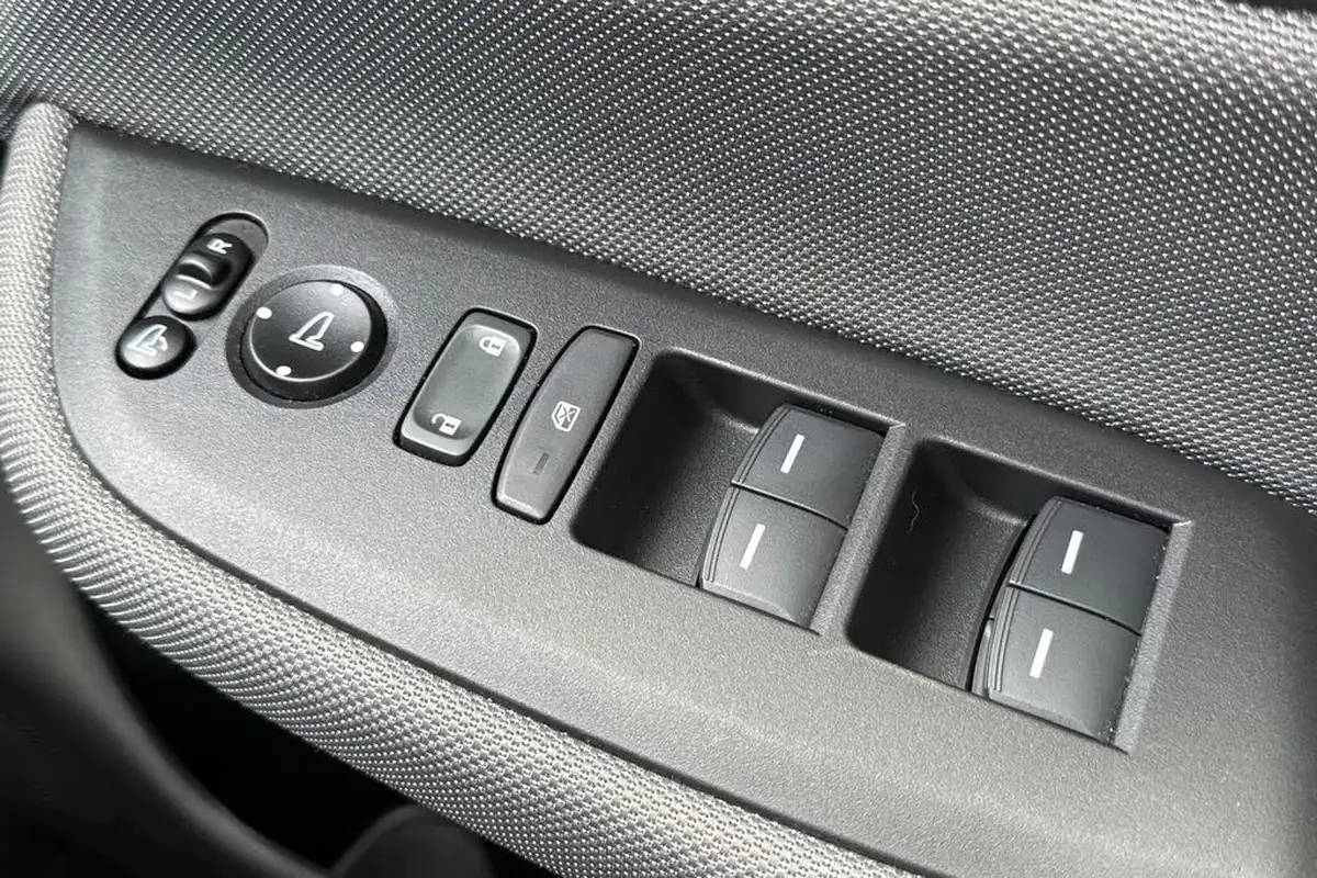 2021-honda-jazz-15-i-mmd-crosstar-ex-109ps-two-tone-big-27