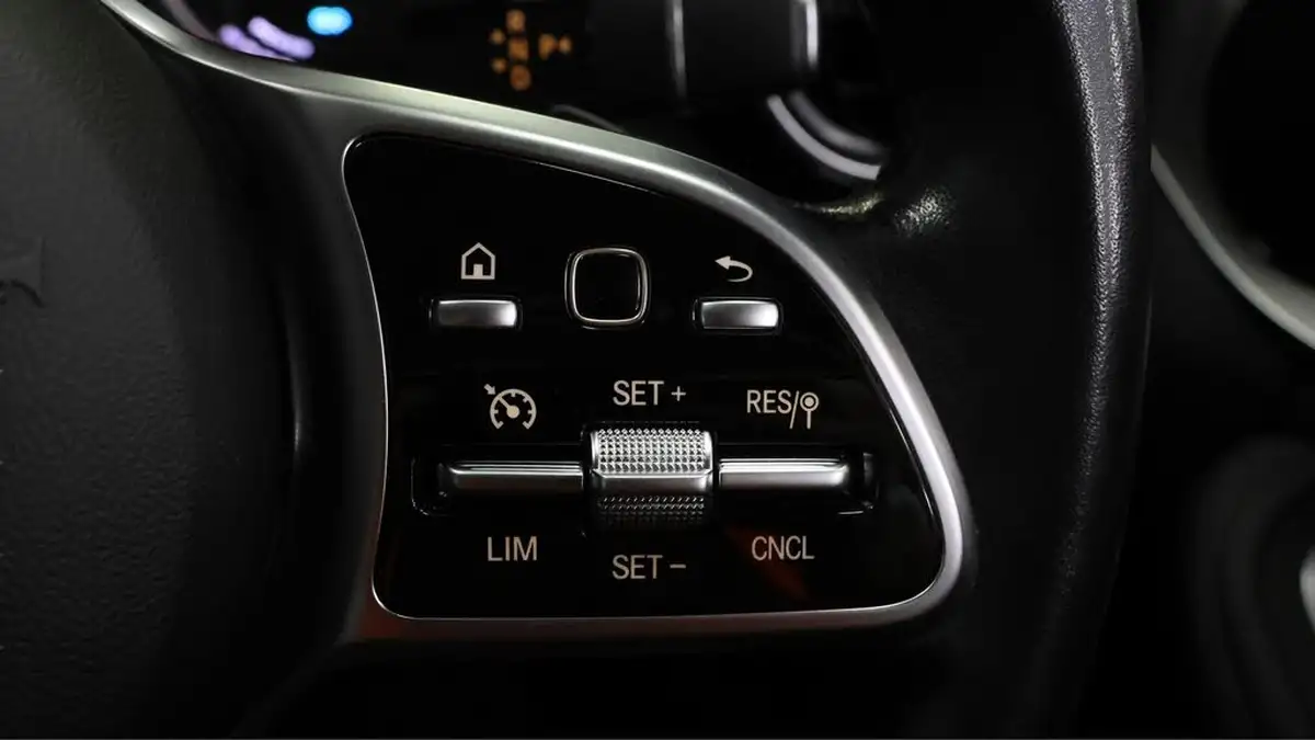 2021-mercedes-benz-c-class-20d-c300de-sport-edition-estate-5d-big-24