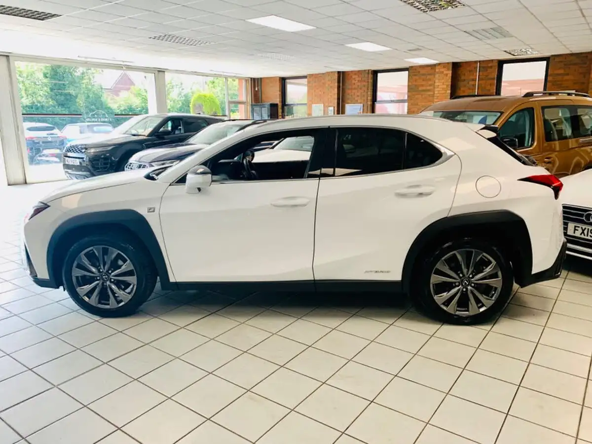 2021-lexus-ux-250h-20-f-sport-premium-pack-without-navigation-big-9