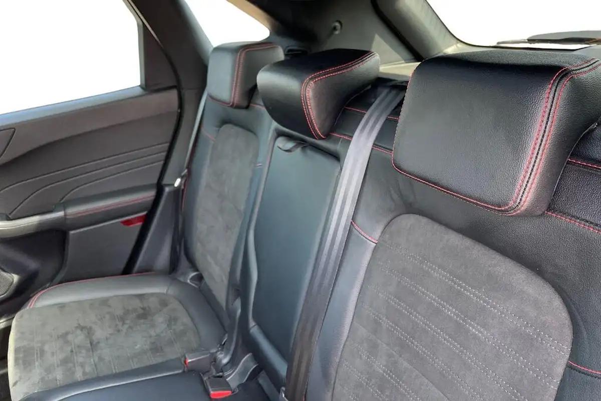 2022-ford-kuga-15-st-line-x-edition-big-16