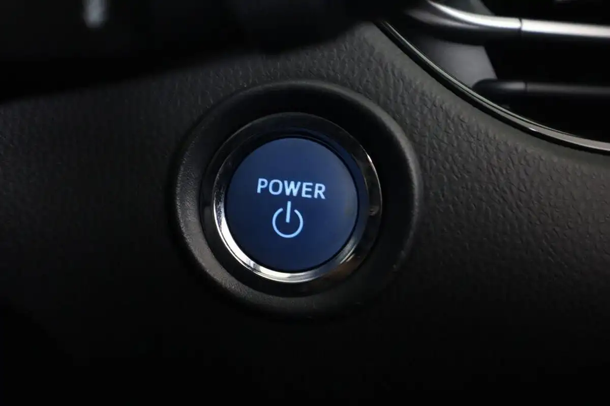 2022-toyota-c-hr-18-vvt-i-design-big-19