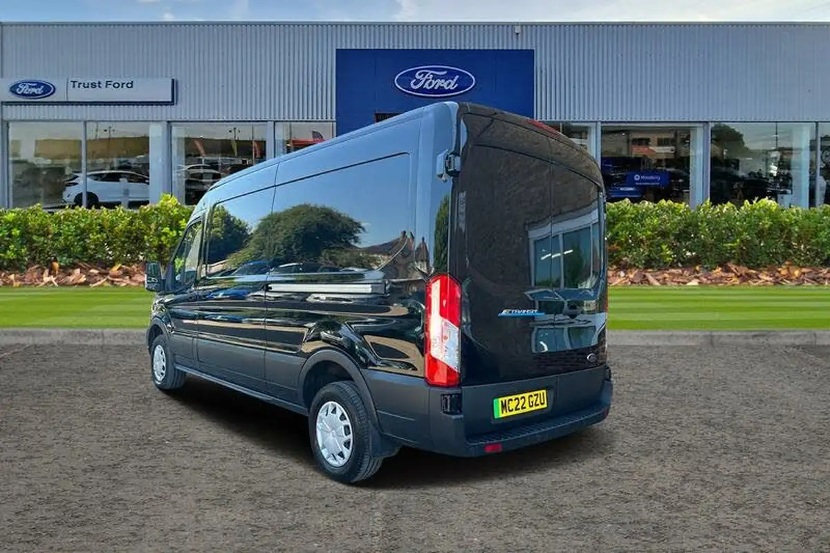 2022-ford-transit-e-350-l3h2-trend-184ps-big-1
